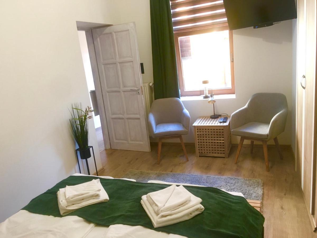 Boroka Apartman Belvaros Veszprem Exterior photo